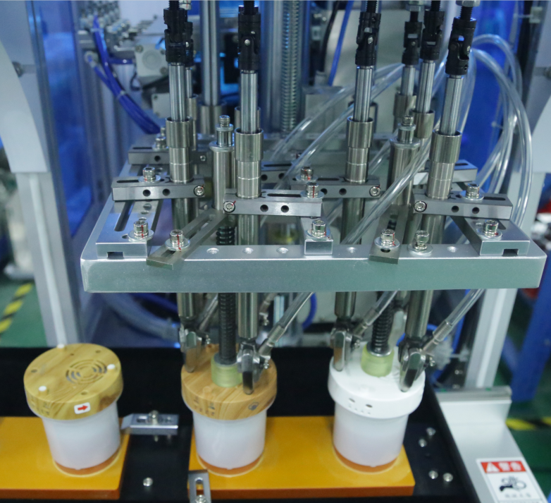 自動鎖螺絲機 自動鎖螺絲機