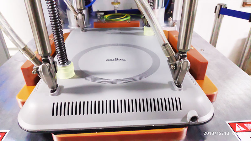 自動擰螺絲機(jī) 自動鎖螺絲機(jī)