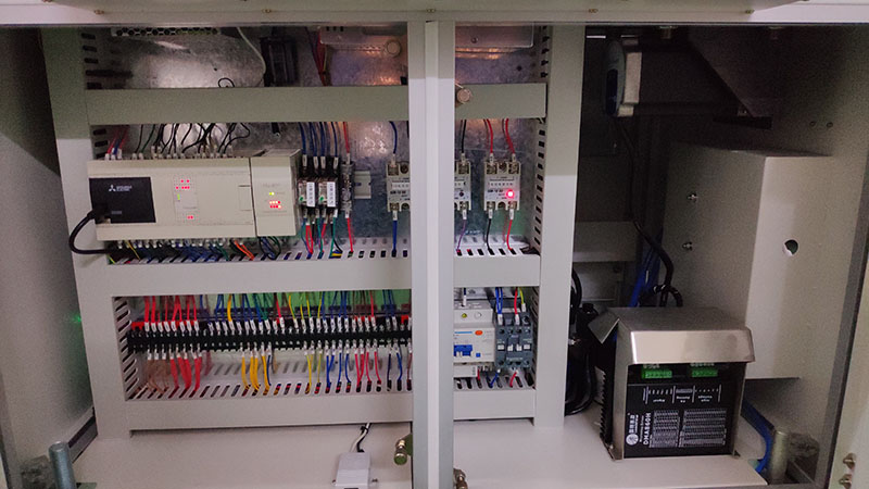 自動鎖螺絲機(jī)